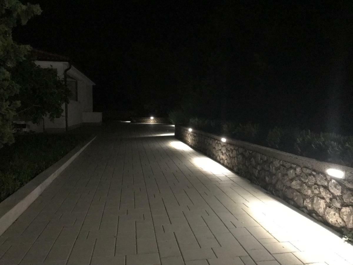 Villa Kvarner Šilo Buitenkant foto